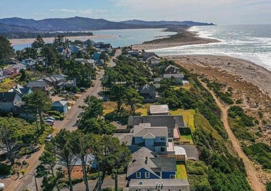 Coastal Serenity Lincoln City Exterior photo